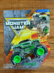 Monster Jam Monster Trucks 1:64 – Over 30 Available – You Pick – Flat Shipping