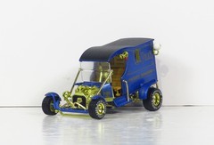 Toy Zone Iron Legends Paddy Wagon Tom Daniel Diecast & Plastic Car Blue 1:43