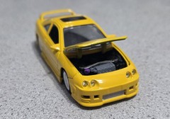 X-Concepts 2002 Diecast Acura Car Integra 2000 1:43 scale Yellow Opening Hood