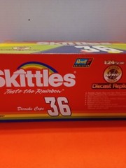 Revel 1/24 Scale Diecast Replica Derrike Cope #36 Skittles Car w/ Display Case