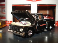1963 CHEVROLET C-10 STEPSIDE “SHORTBOX” PICKUP TRUCK LIMITED EDITION 1/64 MB
