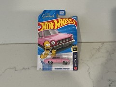 2026 Hot Wheels THE SIMPSONS FAMILY CAR Pink NEW