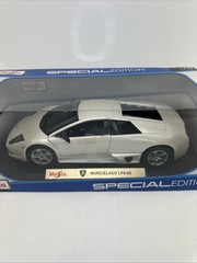 Maisto Special Edition Lamborghini Murcielago LP640 1:18 Die-cast Pearl White