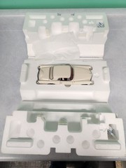 Franklin Mint 1956 Lincoln Continental Mark II Starmist White RARE PAPERS BOXES
