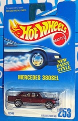 Hot Wheels Mid 1990s Mainline Release #253 Mercedes 380SEL Mtflk Burgundy w 7SPs
