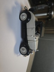 1928 CHEVY SERIES AB ROADSTER DIECAST CAR