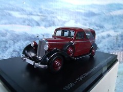 1/43 Esval Models 1936-40 Mercedes 260D Pullman Landaulet