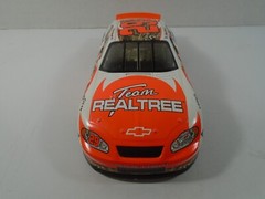 1/24 ACTION–2004 MONTE CARLO KEVIN HARWICK #29 TEAM REALTREE NASCAR CAR