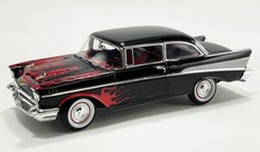 1957 CHEVROLET BEL AIR TOM’S GARAGE CUSTOM BLACK FLAMES BIG DADDY ED ROTH 1:18