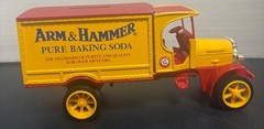 🔥🔥ERTL COLLECTIBLES 1925 KENWORTH DIE-CAST METAL VEHICLE YEAR 1995🔥🔥