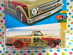 HOT WHEELS HW ART CARS 67 CHEVY C10 NEW B7
