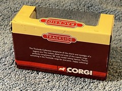 2005 Corgi Trackside 1/76 scale 1964 BEDFORD CA VAN “CORGI TOYS” #DG203002 NIB a