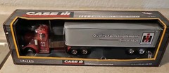 ERTL CASE INTERNATIONAL HARVESTER 1948 PETERBILT TRACTOR TRAILER!!! NIB!!! 4758