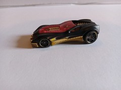 Hot Wheels 2003 Flat Black Gold Sports Car Racing Die Cast 1:64 Scale CUL8R