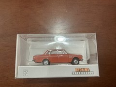 Brekina 29421 Volvo 144 – Orange – 1:87 HO Scale