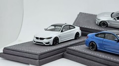 DAP model 1:64 M4 F82 Sports Coupe Alpine White Diecast Car Collectible Gift