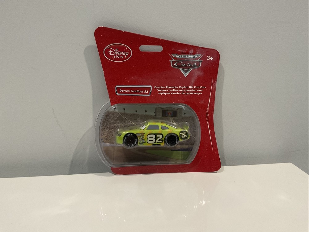 CHEAPEST NEW Darren Leadfoot 82 Disney Store Pixar Cars NIP