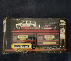 Matchbox 1:64 Diecast 1998 Chevy Tahoe Chicago Bulls Michael Jordan 23 Case