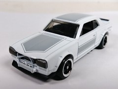 Nissan Skyline H/T 2000GT-X Hot Wheels 2025 Japan Silver Series White 1:64 Loose