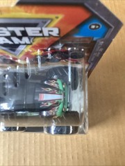Monster Jam 2024-2025 GRANDMA GRAVE DIGGER (Series 39 Retro Rebels) Sealed