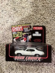 Road Champs: 1970 Chevelle – White (1:43 Scale Diecast)
