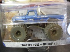 1974 Ford F-250 Bigfoot #1 Kings of Crunch Dirty! f250 MONSTER truck greenlight