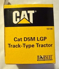 2002 Norscot Caterpillar D5M LGP Track-Type Tractor 1/87 Scale 55108 – New