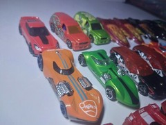 Lot Of 28 Mixes Hot Wheels Cars Please See Photos