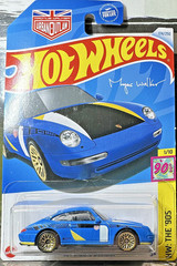Hot Wheels Porsche Carrera 1996 HW: The ’90s Urban Outlaw 1:64 Diecast Blue