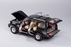 KengFai 1/18 Toyota Land Cruiser LC80 Black Diecast Car Model