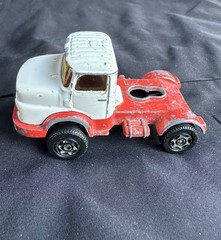 VTG Die-cast Iron Toy Car Model Corgi Juniors Mercedes-Benz Tractor Truck Origin