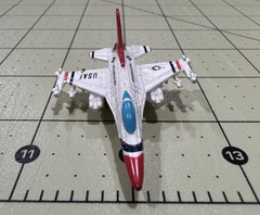 MICRO MACHINES MILITARY Aircraft General Dynamics F-16 Falcon Thunderbird (A62)