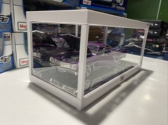 DISPLAY SHOWCASE W/LED / MIRROR BASE 1/18 1/24 1/64 Scales – Collectibles White