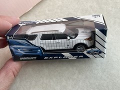 3 NY YANKEES Greenlight FORD : EXPLORER , TAURUS SHO + FIESTA 1:64 N.Y. Yanks