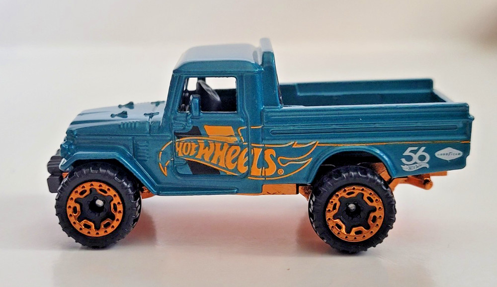 Hot Wheels 56th Anniversary Toyota Land Cruiser Green With Gold Chrome Loose