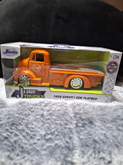 Jada Just Trucks 1952 Chevrolet COE Flatbed Orange Diecast 1:32 Unopened Box