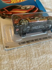 (10) Hotwheels HW City Lot, 2014, 2013 10 Cars With Some Corner Damage