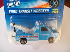 Hot Wheels blue & white #620 FORD TRANSIT WRECKER TOW TRUCK 1997 ****READ****
