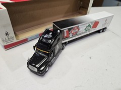 JJ Keller 1:64 Freightliner Century With Great Dane Trailer #838-LI , SAP 11235