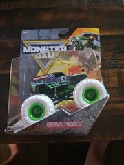 Monster Jam Series 02 Grave Digger Core 1:64 Die-Cast Truck 2026