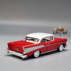 1957 57 Chevrolet Bel Air Collectible 1/64 Scale Diecast Model Collector Car
