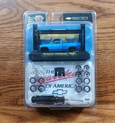 👉Rare Blue 1990 Chevrolet C1500 Silverado OBS Model Kit With Lift M2 Machines