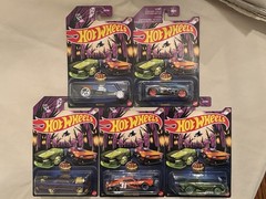 2024 HOT WHEELS CARS HALLOWEEN SET OF 5, NEW
