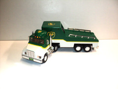 BP Oil Semi-Truck Race Car Carrier Limited Edition 1994 Toy 11 1/2″ Long