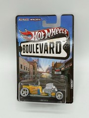 Lot of 5 Hot Wheels Boulevard Legends w RRs on 2011 card- Z 9