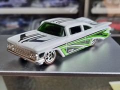 Hot Wheels Prototype White And Green 59 Chevy Impala with Redline Real Riders