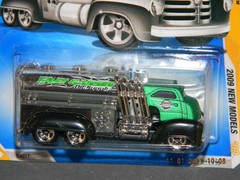 HW HOT WHEELS 2009 NEW MODELS #14/42 FAST GASSIN SEMI TRUCK HOTWHEELS GREEN VHTF