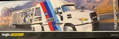 Maisto Design Transporter International LoneStar w/ 2021 Ford Bronco-1/64 Scale
