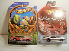 HOT WHEELS OLDS 442 (2) LOT EASTER EGGSCLUSIVES & HOLIDAY RODS