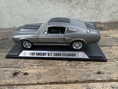 ford mustang shelby gt 500 eleanor 1967 Diecast Car With Stand